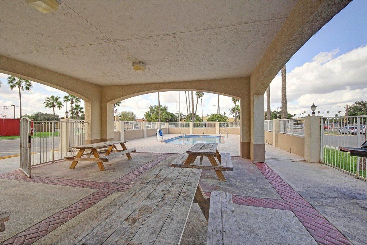 Motel 6-Edinburg, Tx Экстерьер фото